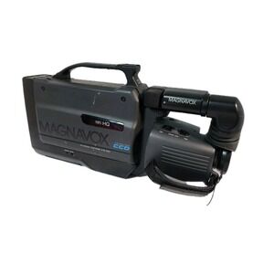 Vintage Magnavox VHS HQ Camcorder‎ with 10x Power Zoom CCD Flying Erase. READ